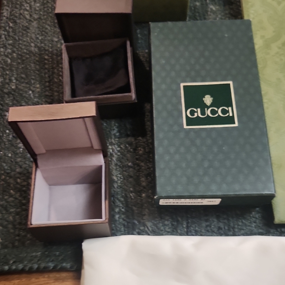 *****LABEL ********Gucci Boxes - Picture 5 of 6